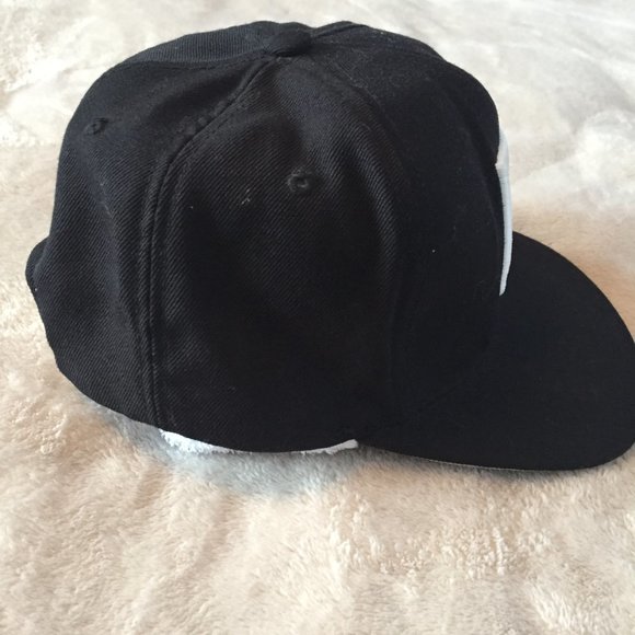 ❤️4/$20 REEBOK classic cap - Picture 5 of 7